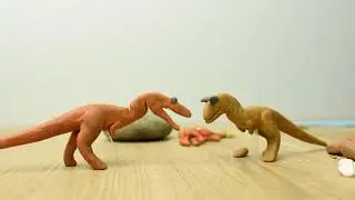 Carnotaurus vs Allosaurus vs Albertosaurus | clay dinosaur fight