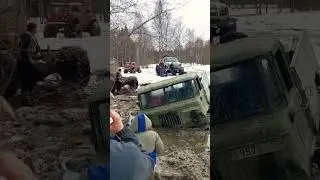 не много весенних ванн #4х4 #газ #газ66 #offroad #бездорожье #лужа #грязь #весна2024 #красавец