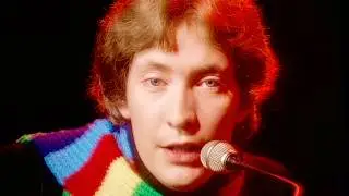 Chris Rea - Fool If You Think Its Over (Official Music Video)