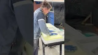 Заливка кухонной столешницы из бетона 