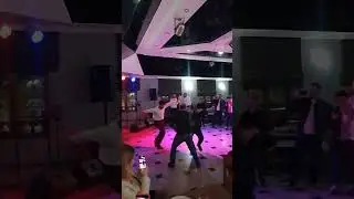 Грузинские танцы.  Ресторан Тавадури. Батуми. Сакартвело.  Аджария 