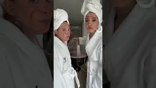 Приходите к нам на спектакли, где мы пьем вино и хохочем! Билеты на сайте ТеатрДвух.рф #женскийюмор