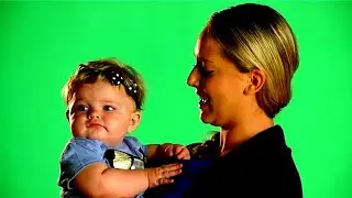 Chroma key/Mother Talks To Her Baby Girl on green screen/free download