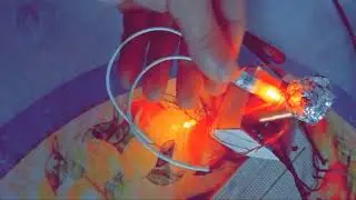 نقل الطاقة الكهربائية لا سلكي  tesla coil