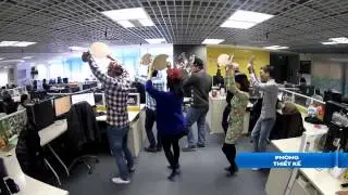 Ban giám đốc  VTC Intecom nhảy flashmob cực chất nhân dịp sinh nhật công ty 9 tuổi