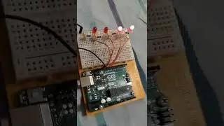 1 to 10 binary count using 4 LEDs on Arduino.