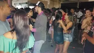 BAILÃO LOTADO E O POVO RODANDO O SALÃO - DANÇANDO FORRÓ NO BAILÃO DOS CAIPIRA TOP (VANERÃO)