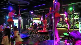 ❌❌❌ THE DOLLHOUSE BANGKOK GO-GO BAR (What year is this?)
