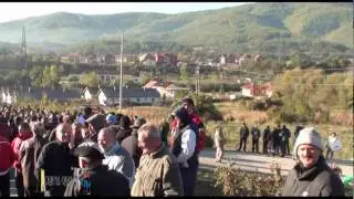 Срби не чекајте сви на барикаде!