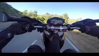 [J'ME FAIT PLAIZ!] GLISSE DANS L'ESPI(enfin ce que je sais faire)