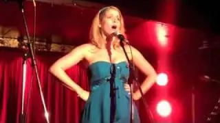 Caroline Sheen - A Simple Valley Song (Live)