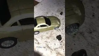 Машина дрифтит 