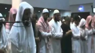 очень красивое чтнеие корана:Абу-бакр Аш-шатри,