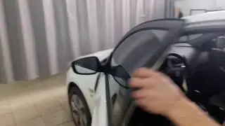 Автошторки Laitovo на магнитах, установка на Hyundai Solaris