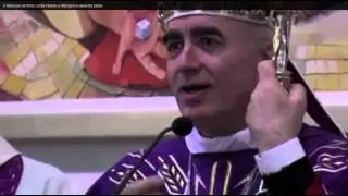 Il Vescovo di Noto canta "Essere umani"