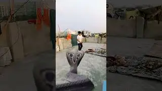 Khatarnak saamp ne kiya bacche per hamla dekhiae aage kya hua #Nag #short #video 🐍🐍🐍