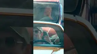 Мужчина в грузовике не проникся…