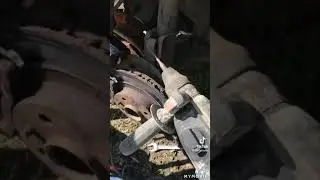 Ржавый болт не откручивается ? Как легко и быстро сорвать болт.