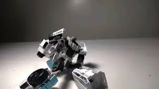 Bumblebee VS Topspin(prowl body) Stop Motion