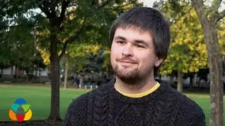Libertarian accepts the label: 'radical centrist'