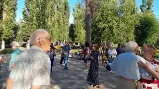 Сегодня пятница, а завтра выходной