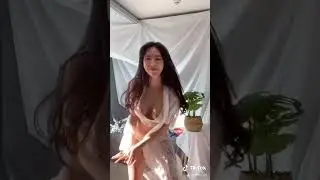 Hot Girls