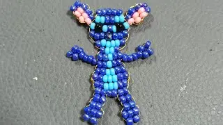Stich hecho con mostacillas