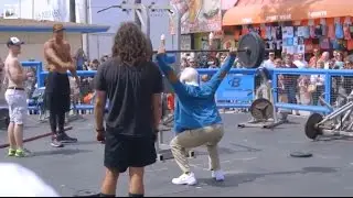 Дедушка утер нос молодым