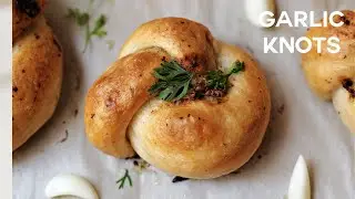 Garlic Knots | Garlic Bread Rolls | Dinner Rolls