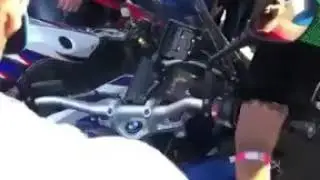 BMW R1200 so o cano cortando giro