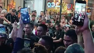 Presiden Jokowi Meninggalkan Mall Gorontalo