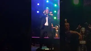 Cristian Castro - Una y mil veces ( cumbia ) - ( vivo ) Fiesta de la flor 2023