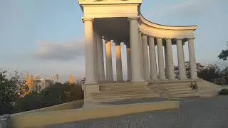 Идем дальше по туристическим местам Одессы.Как выглядит Воронцовский дворец?