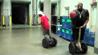 Iyaz - Segway Basketball with Sean Kingston! [Extras]