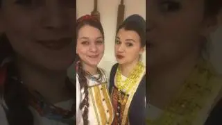 Ах какие девчата! Ещё и поют!!