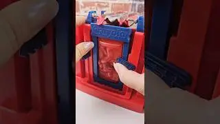 2004 Crayola Spiderman Crayon Maker 