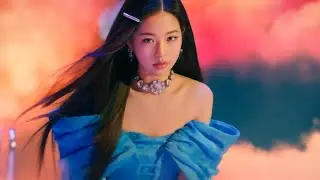 IVE LOVE DIVE but it's only Wonyoung's part