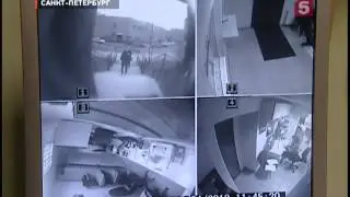 Курьёзное ограбление ломбарда -- камера наблюдения.