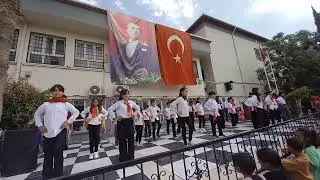 ( Seniha Çobanoglu ilköğretim okulu ) (4 F ) Anadolu ateşi   gösterisi (Selinsu )
