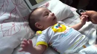 Марк поёт песню 120