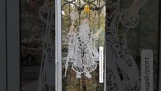 Самоклеящаяся пленка и режущий плоттер 