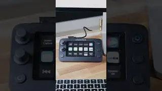 The LoupeDeck Live S kinda..