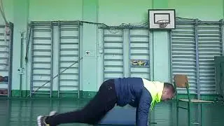 Функціональне тренування номер 1. Стілець ,секундомір.