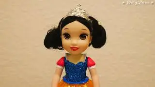 Disney Princess Snow White Petite Doll by Jakks Toys (