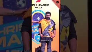 തൃശ്ശൂർ ഫുട്‌ബോൾ ടീമിന്റെ ജെഴ്‌സി പൊക്കിക്കാണിച്ച് സുരേഷ് ഗോപി