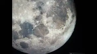 Sensationeller Flug zum Mond