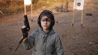 How to teach a child to shoot a pistol or machine gun. Practical shooting.