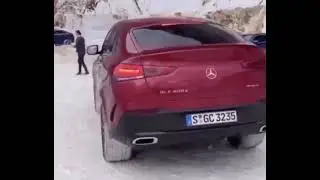 Dancing Mercedes GLE Mario Kart Wii Meme
