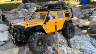 Two Scx24’s exploring MORE New Gates #backyard #crawling