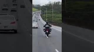Мотоциклом на гавайских дорогах.